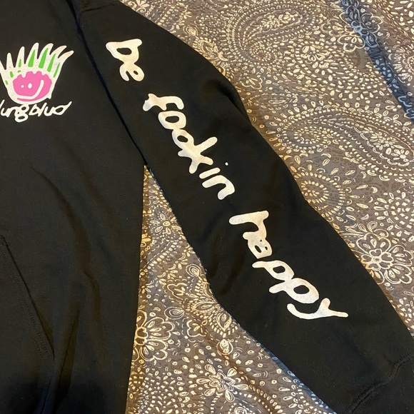 Hoodie from Hot Topic - Picture 2 of 7